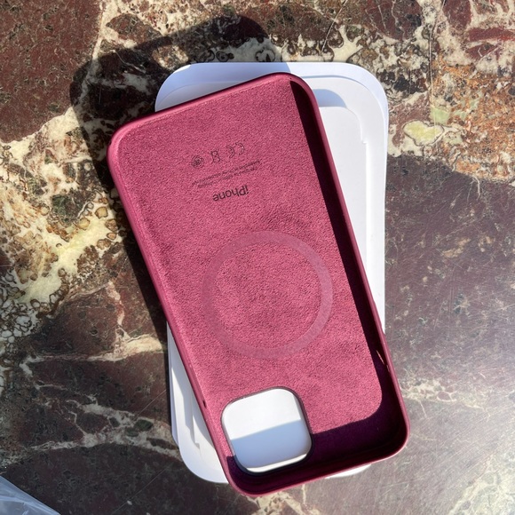 Apple iPhone 12 Pro Max silicone case Plum - Picture 7 of 8